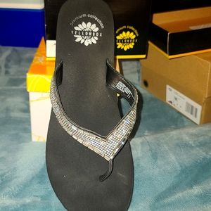 😍 Premium Collection Yellow Box flip flop sandals 😍